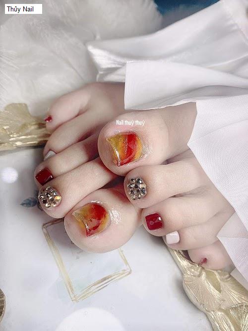 Thủy Nail